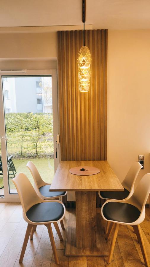 Green Terrace Big Family Apartment 브로츠와프 외부 사진